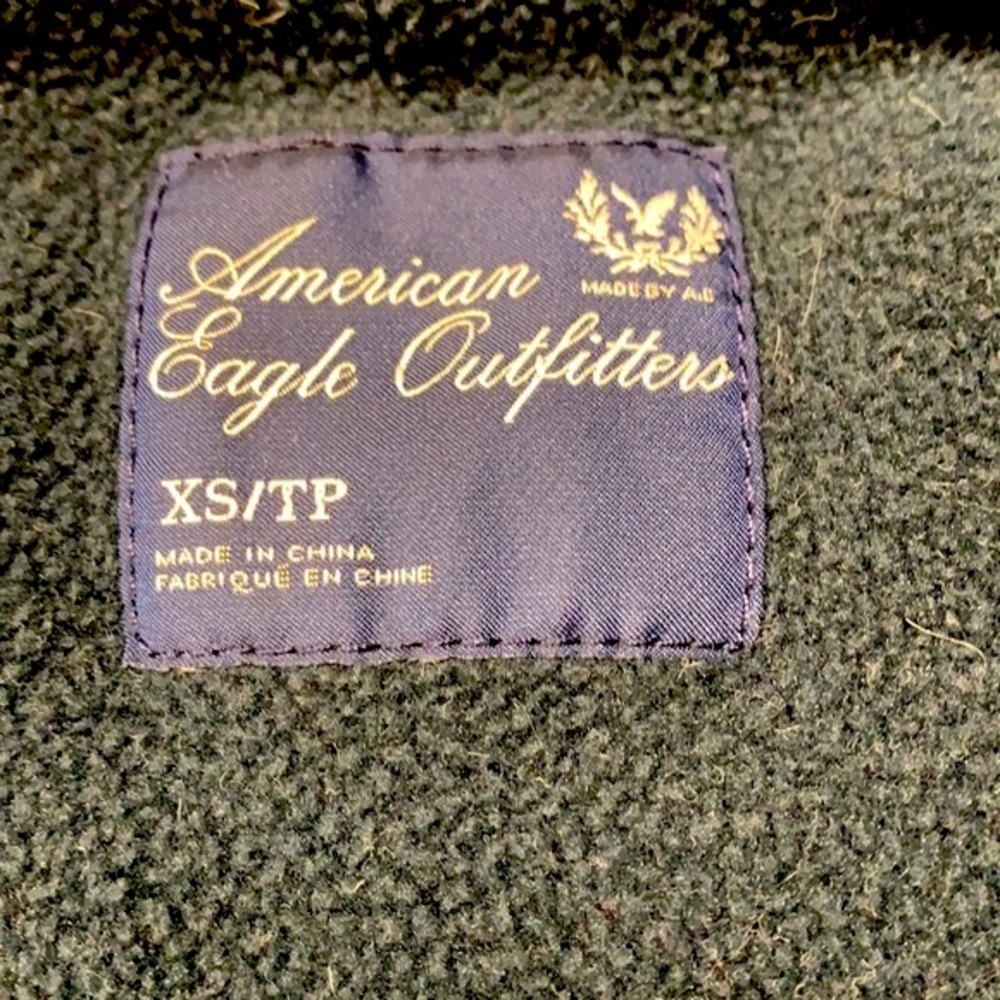 American Eagle Outfitters Ladies XS Navy Blue Puffer Vest Nylon Fleece Lined - Picture 3 of 8